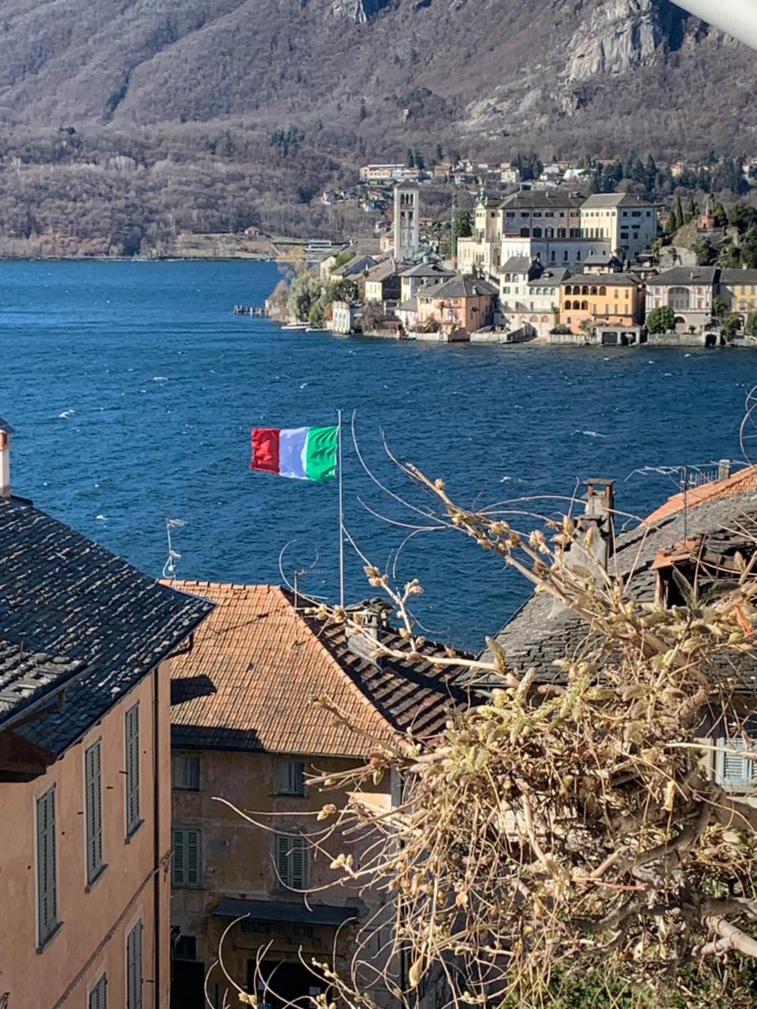 -Ortaflats- Appartamento Belvedere Orta San Giulio Exterior foto